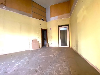 Foto Locale commerciale in Corso Lombardia, Torino Lucento di 33 m²