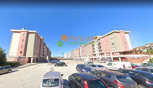 Foto Locale commerciale in Piazzale Scarano, Campobasso San Lorenzo