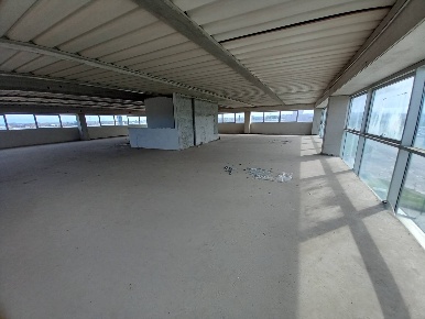 Foto Attività commerciale in Via Europa, Ponsacco di 930 m² con 1 locali