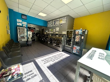 Foto Laboratorio in Via Indipendenza, Marnate di 55 m² in vendita