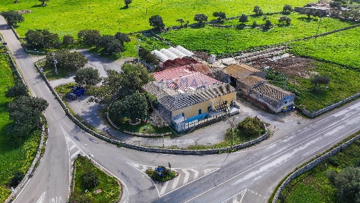 Foto Agriturismo in SP25 Ragusa-Marina di Ragusa, Ragusa di 1100 m²
