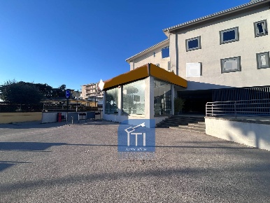 Foto Negozio in Corso Europa, Villaricca di 300 m² con 1 locali in affitto