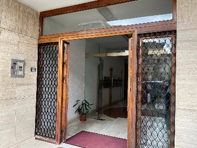 Foto Ufficio in Corso Dei Mille, Palermo Oreto - Perez di 94 m² in vendita