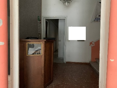 Foto Attività commerciale in Via Giuseppe Zanardelli, Viareggio Centro
