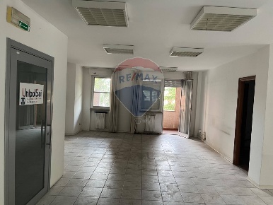 Foto Ufficio in via briganti, Perugia Madonna Alta - Prepo di 386 m²