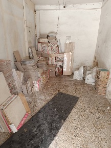 Foto Attività commerciale in Vico Zappari, Napoli Mercato di 50 m²