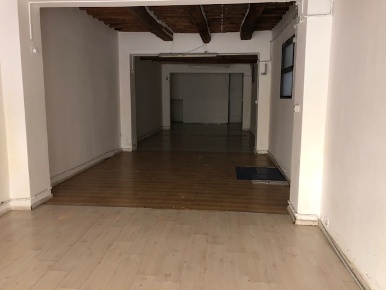 Foto Attività commerciale a Empoli di 100 m² in affitto