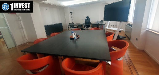 Foto Ufficio in Via Losanna, Milano di 1010 m² con 6 locali in vendita