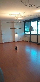 Foto Ufficio a Poggibonsi di 140 m² con 4 locali in affitto