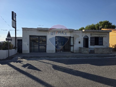 Foto Locale commerciale in via sorda scicli, Modica Pirato di 118 m²