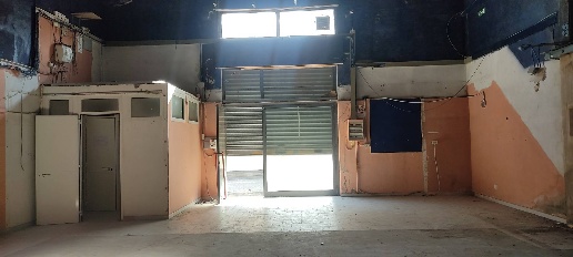 Foto Attività commerciale in Via Donato Rossetti, Livorno Shangai di 120 m²
