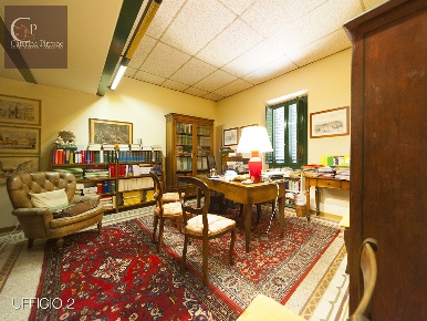 Foto Ufficio in via Chiantigiana, Bagno a Ripoli Grassina di 250 m²