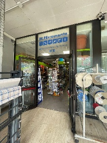 Foto Attività commerciale a Acquasanta Terme Centro di 70 m² con 2 locali