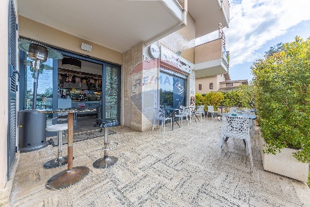 Foto Attività commerciale in Via Del Podere Di San Giusto, Roma Torresina
