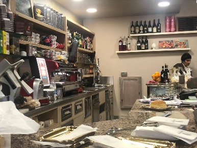 Foto Bar a Cerea Centro di 75 m² con 2 locali in vendita