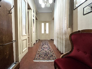 Foto Ufficio in via Milano, Catanzaro San Leonardo di 140 m² con 5 locali