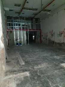 Foto Attività commerciale in Viale Castracani, Lucca Arancio di 290 m²