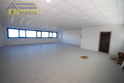 Foto Ufficio a Ascoli Piceno di 115 m² in vendita