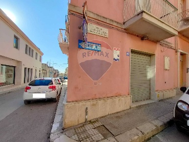 Foto Locale commerciale in Corso Nunzio Costa, Pachino Centro di 56 m²