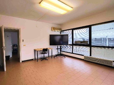 Foto Ufficio in Via zappaterra, Ferrara Foro Boario di 100 m² con 4 locali