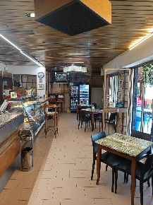 Foto Locale commerciale a Viareggio Darsena - Ex Campo di Aviazione