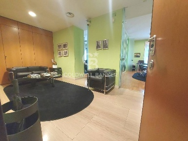 Foto Ufficio in Viale Vittorio Veneto, Milano Porta Venezia di 140 m²