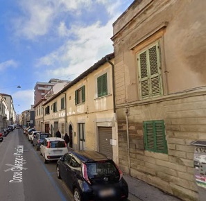 Foto Locale commerciale in Corso Mazzini, Livorno di 80 m² in vendita