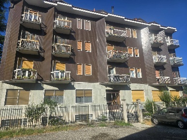 Foto Appartamento in Via Spinazzola, Milano Muggiano di 116 m² con 4 locali