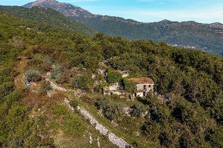 Foto Hotel in Via Montemaggio, Cassino di 1600 m² con 30 locali in vendita