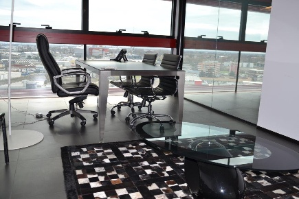 Foto Ufficio in Net Center, Padova Stanga - Pio X di 380 m² con 6 locali