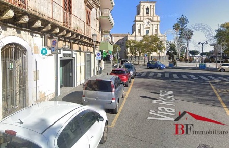 Foto Attività commerciale in via Roma, San Giovanni la Punta Centro