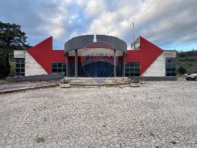 Foto Locale commerciale in Contrada Cipollaro, Casoli di 700 m² in vendita