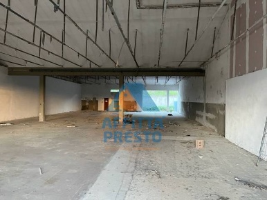Foto Attività commerciale a Cerreto Guidi di 500 m² in affitto