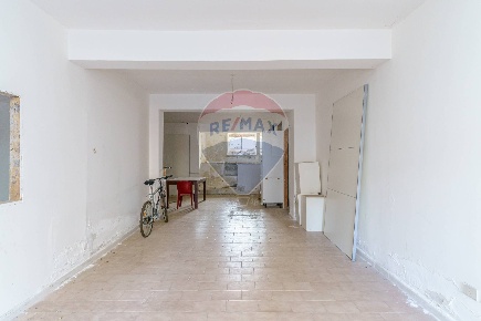 Foto Locale commerciale in Via XX Settembre, San Gregorio di Catania Cerza
