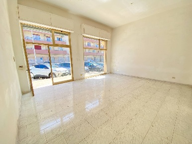 Foto Ufficio in RONCO A VIA DAMONE, Siracusa Tica - Zecchino di 140 m²