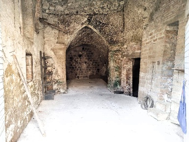 Foto Magazzino in via Cristofori Giuseppe, Caprarola Centro di 178 m²