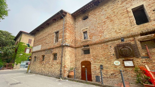 Foto Attività commerciale in Via Caserma Guelfa, San Benedetto del Tronto