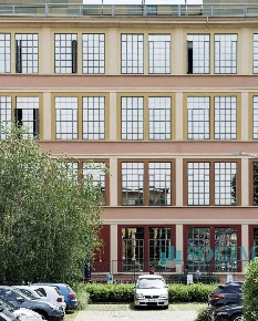 Foto Ufficio in via silvio pellico, Como Tavernola di 600 m² con 5 locali