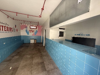 Foto Attività commerciale in Via Giovanni Merliani, Napoli Vomero di 45 m²