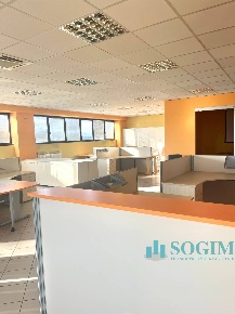 Foto Ufficio in Via Fontanaccia, Origgio di 220 m² con 2 locali in affitto
