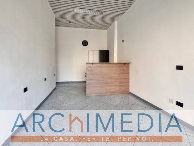 Foto Ufficio in Viale Valgana, Varese Biumo Inferiore - Superiore di 30 m²