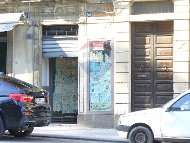 Foto Attività commerciale in via roma, Caltagirone Centro di 50 m²