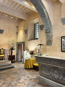 Foto Hotel a Cortona di 1700 m² con 30 locali in vendita