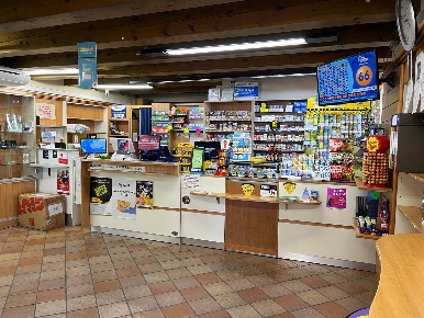 Foto Attività commerciale a Villafranca di Verona di 90 m² con 1 locali
