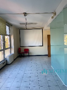 Foto Ufficio in via lombardia, Brugherio Centro di 150 m² con 5 locali