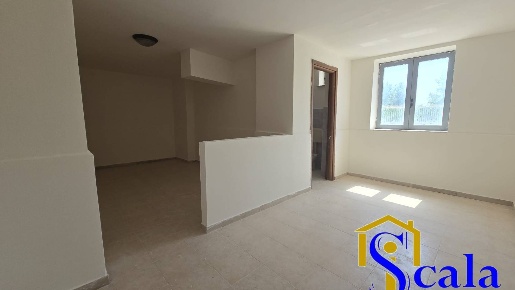 Foto Magazzino a Santa Maria Capua Vetere di 35 m² in vendita