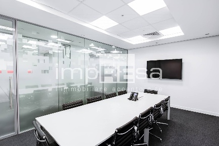 Foto Ufficio in strada castellana, Treviso Postumia di 113 m² con 1 locali