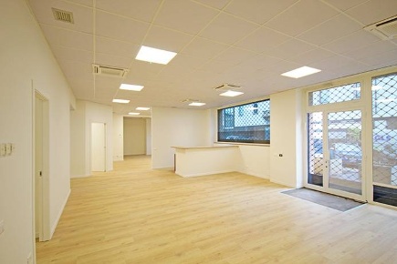 Foto Ufficio a Bergamo Stazione di 350 m² con 10 locali in affitto
