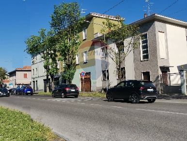 Foto Laboratorio in VIALE TRENTINO, Busto Arsizio San Michele di 100 m²