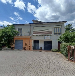 Foto Locale commerciale in via colletraiano, Alatri Tribunale di 42 m²